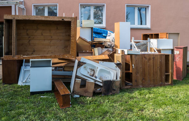 Best Junk Hauling Services  in Miamitown, OH