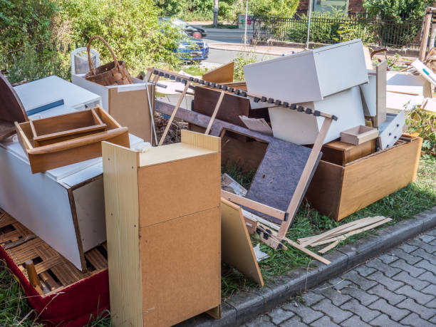 Best Estate Cleanout Services  in Miamitown, OH